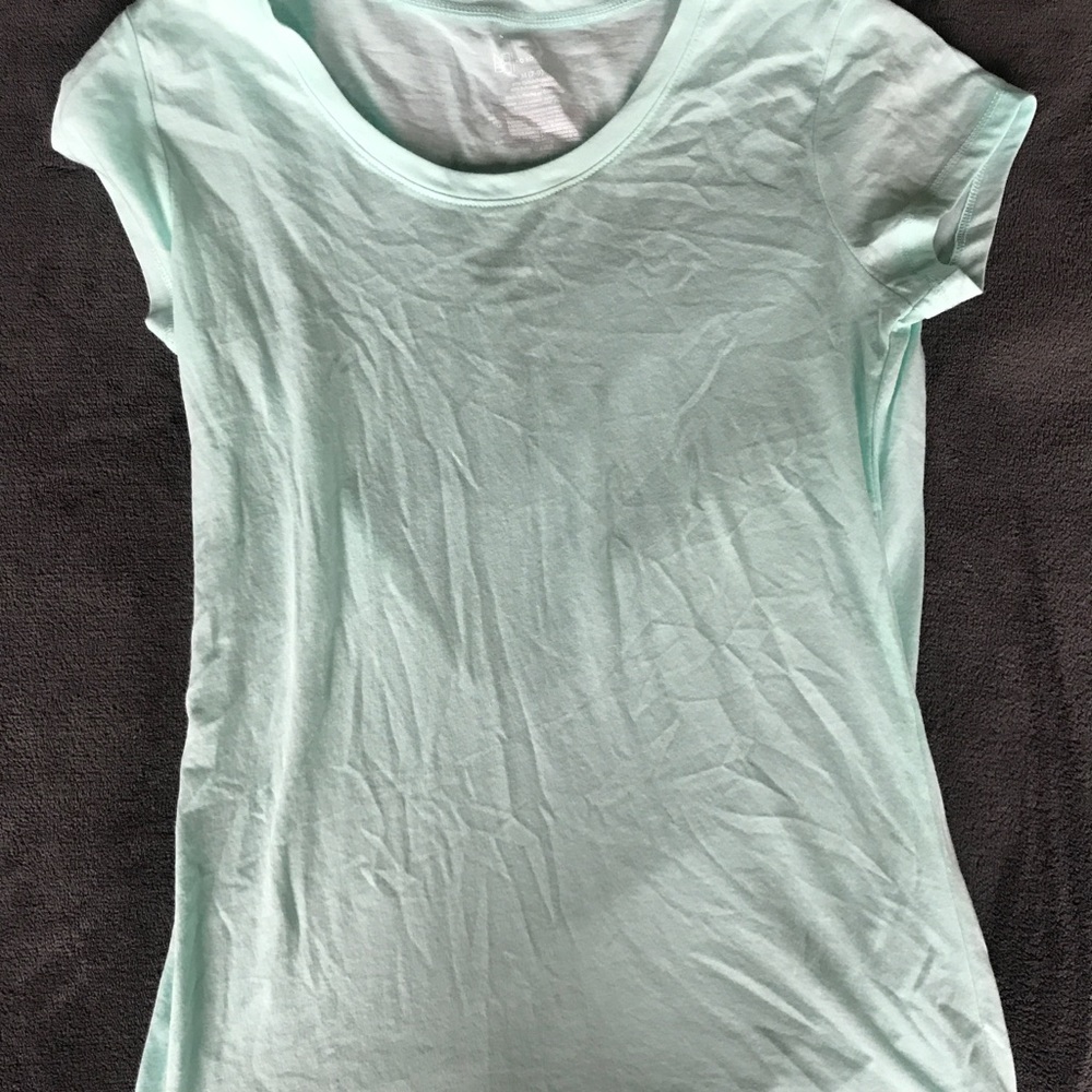 Turquoise tshirt